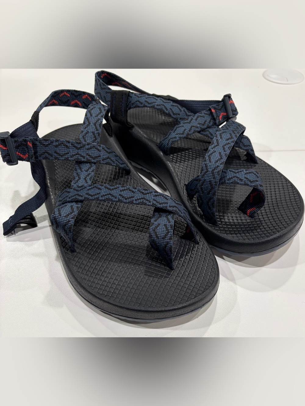 Chaco Men's Size 11 Z/2 Classic Sandals Stepped Navy NWT Chacos
